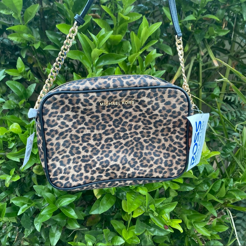 100% Authentic Michael Kors Cheetah print Crossbody bag